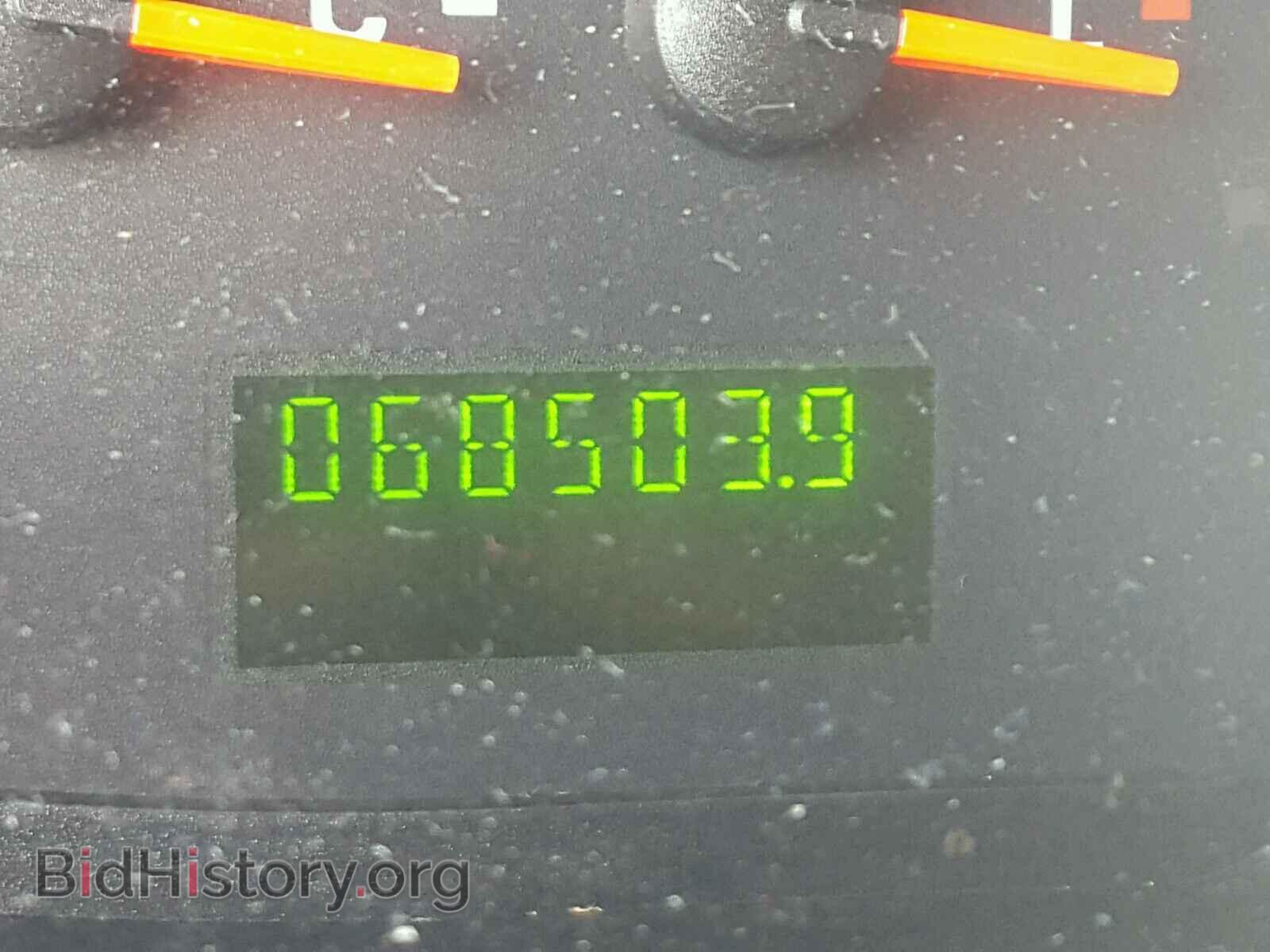 2005 FORD ECONOLINE - VIN: 1FBSS31SX5HA47974 - Photo 8