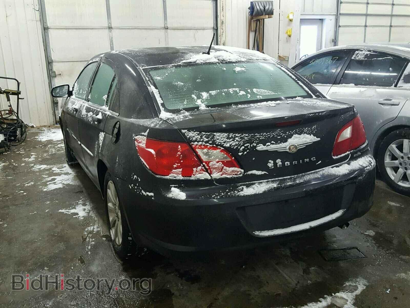 2010 CHRYSLER SEBRING - VIN: 1C3CC5FB1AN228205 - Фото 3