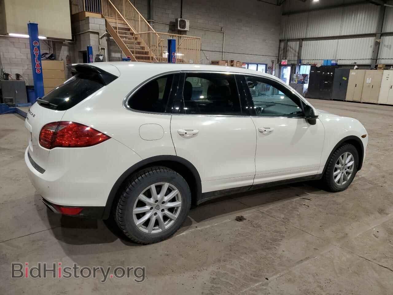 2011 PORSCHE CAYENNE - VIN: WP1AA2A25BLA07216 - Фото 3