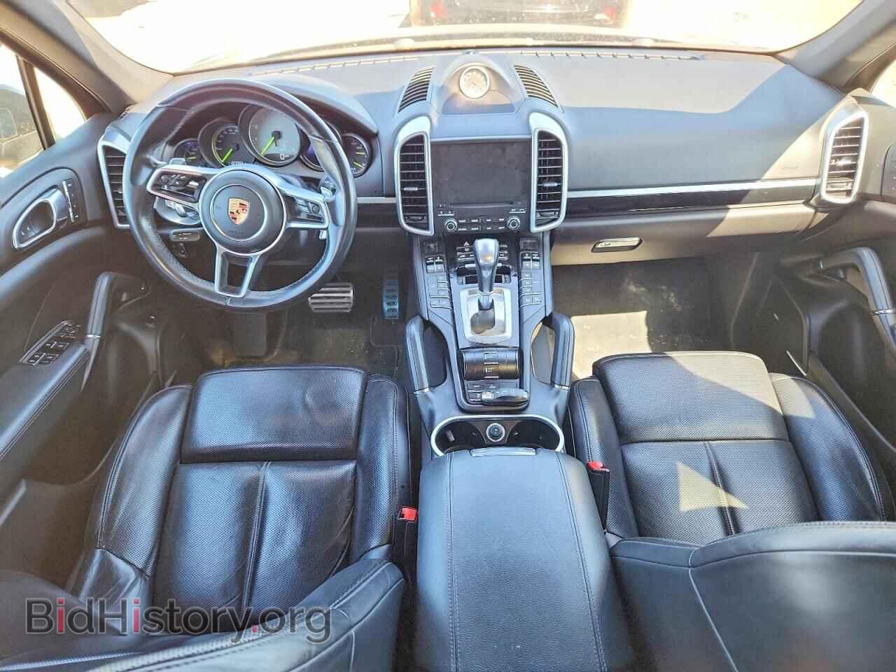 2017 PORSCHE CAYENNE - VIN: WP1AE2A21HLA68303 - Фото 8