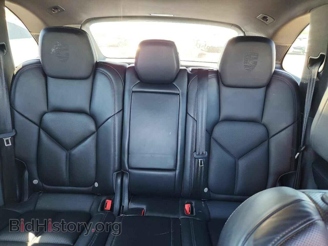 2017 PORSCHE CAYENNE - VIN: WP1AE2A21HLA68303 - Фото 10