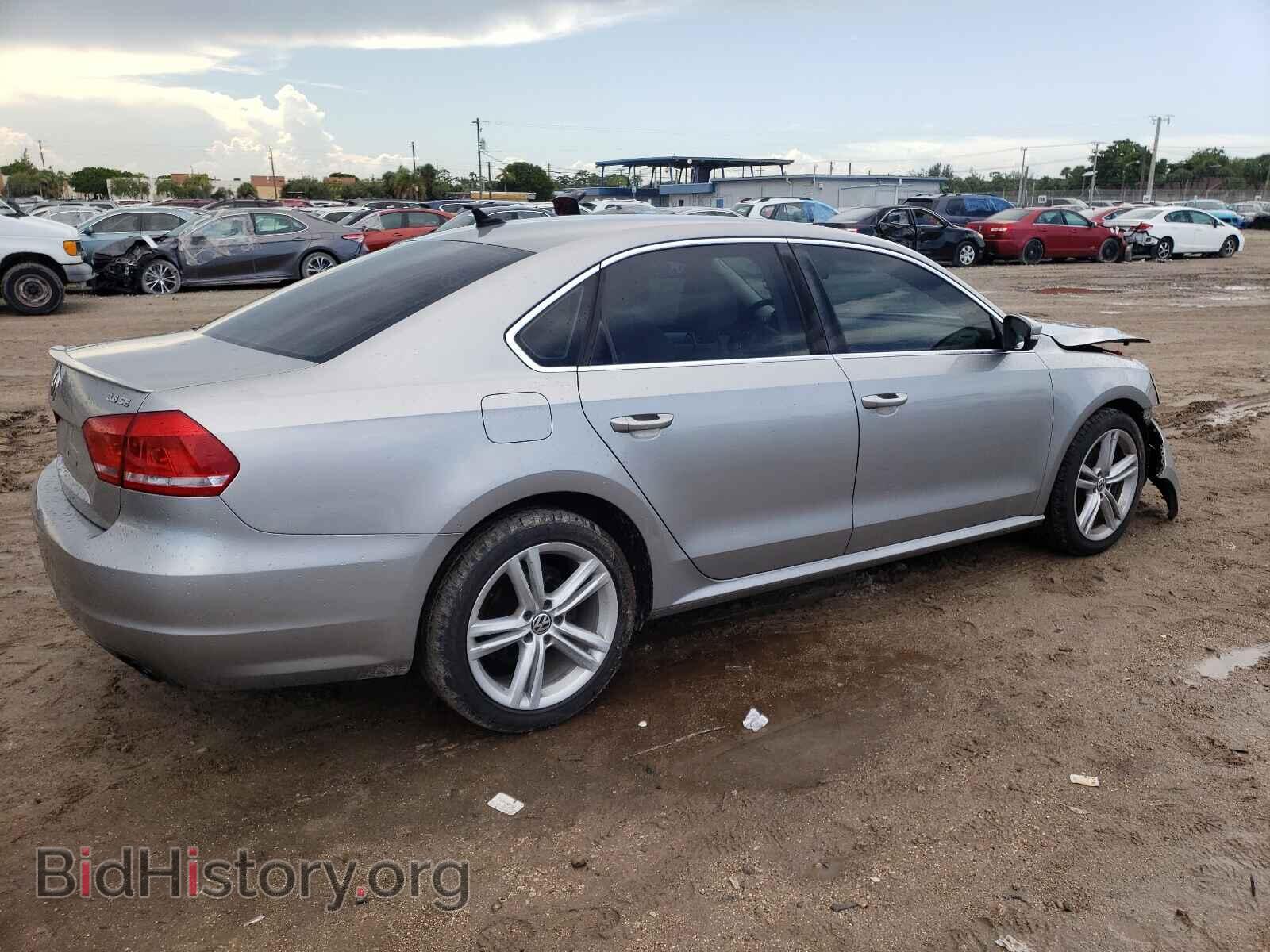 2012 VOLKSWAGEN PASSAT - VIN: 1VWBM7A32CC075894 - Фото 4