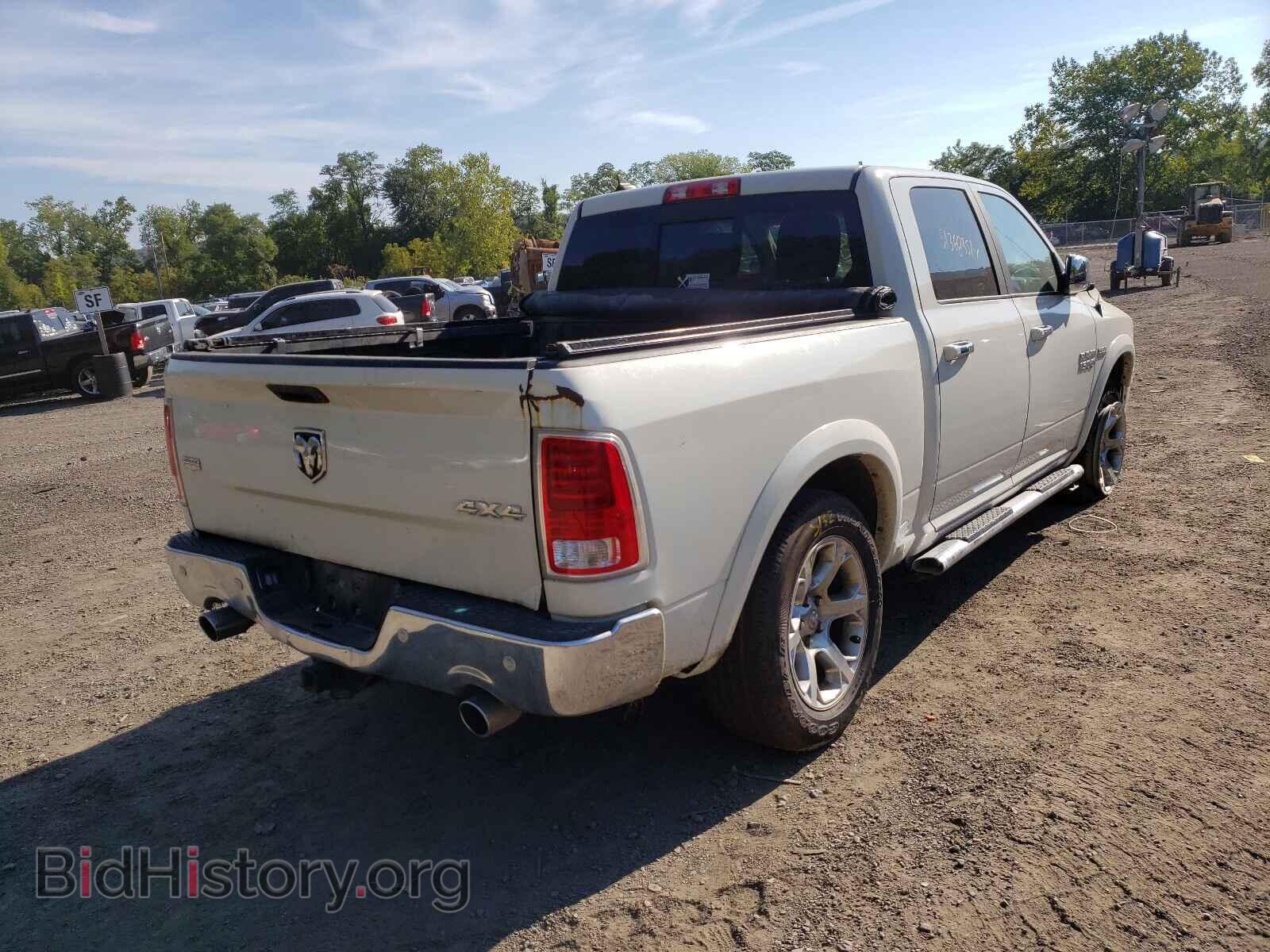 2017 RAM 1500 - VIN: 1C6RR7NT1HS720732 - Фото 4