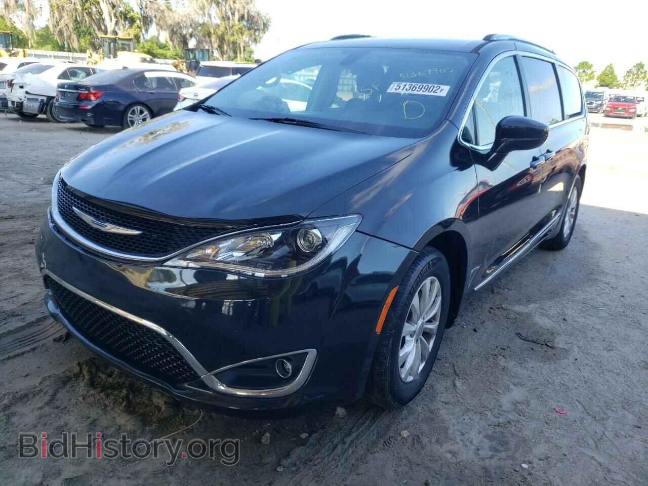 2019 CHRYSLER PACIFICA - VIN: 2C4RC1BG3KR597085 - Фото 2