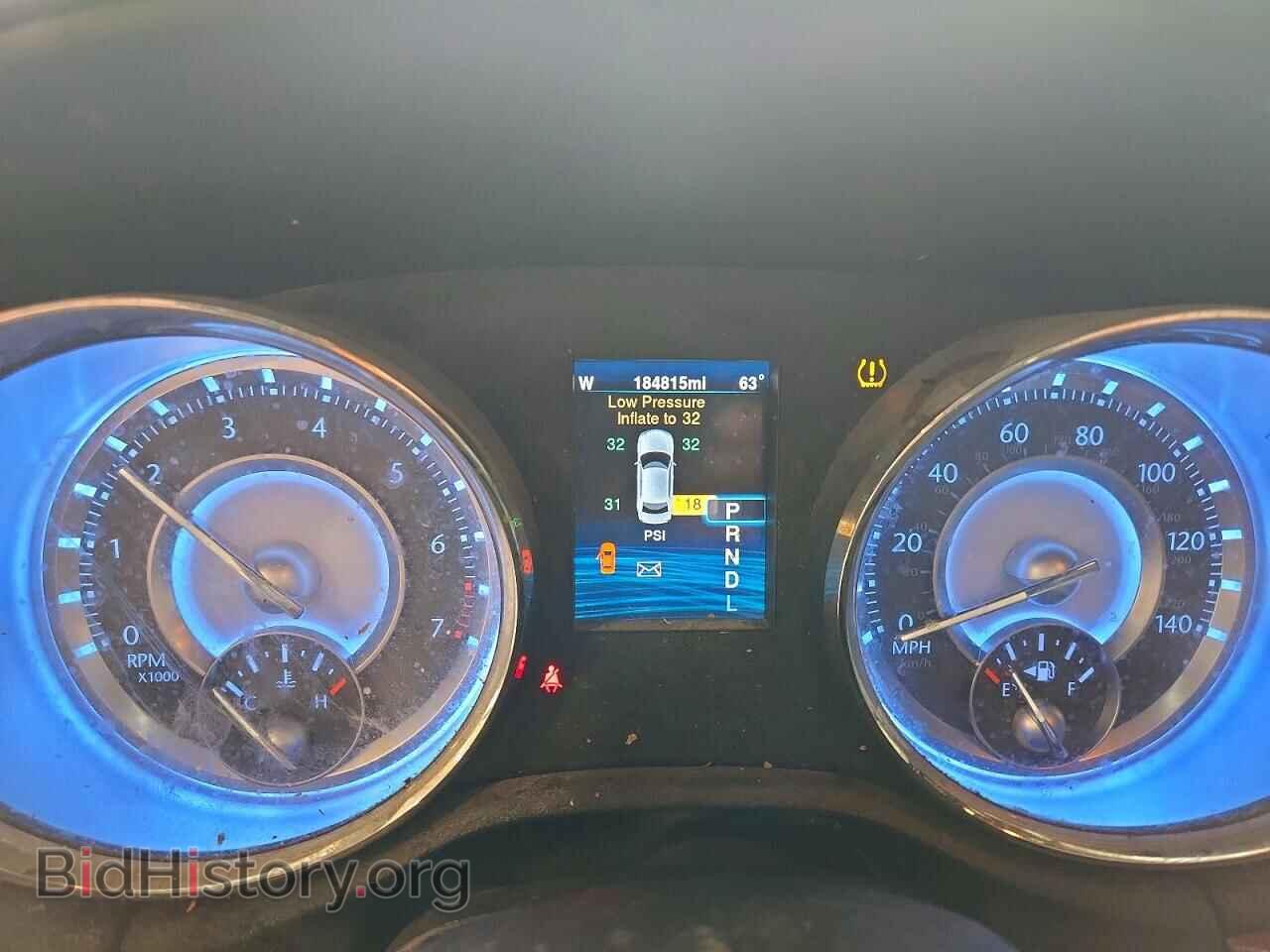 2014 CHRYSLER 300 - VIN: 2C3CCAAG0EH136383 - Фото 9