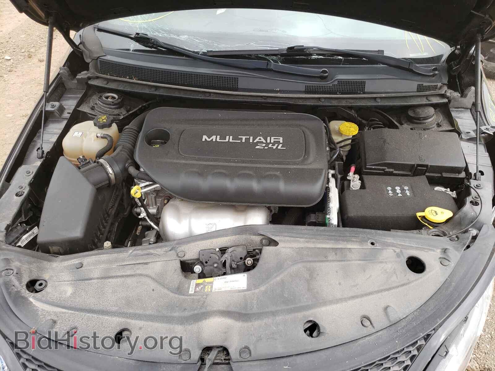 2016 CHRYSLER 200 - VIN: 1C3CCCBB7GN142691 - Фото 7