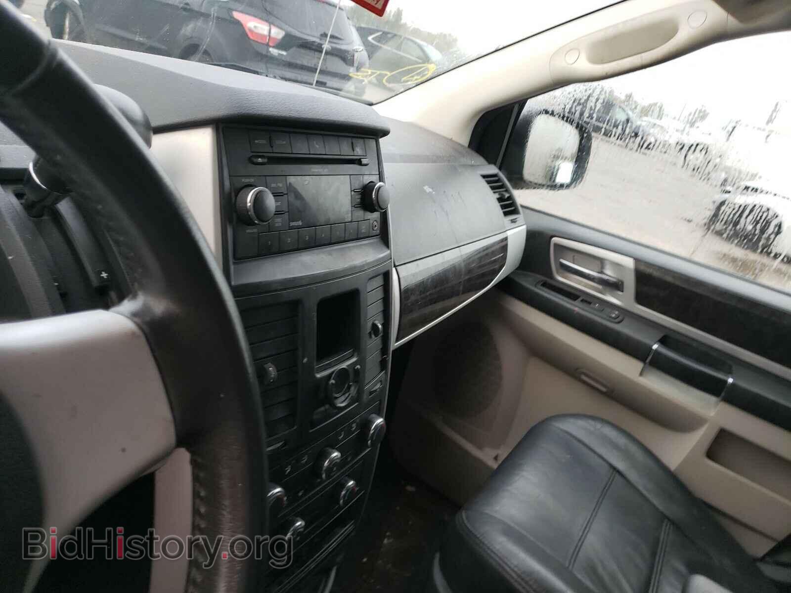 2010 DODGE CARAVAN - VIN: 2D4RN5D1XAR416608 - Фото 9
