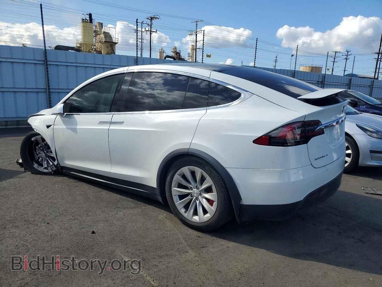 2018 TESLA MODEL X - VIN: 5YJXCAE22JF102280 - Photo 2