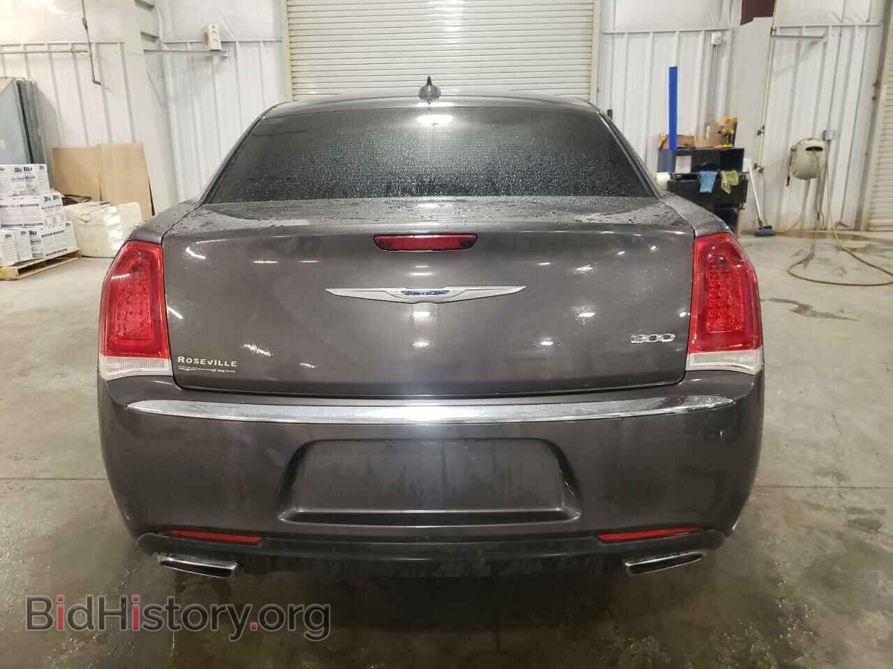 2016 CHRYSLER 300 - VIN: 2C3CCAAG2GH348981 - Фото 6