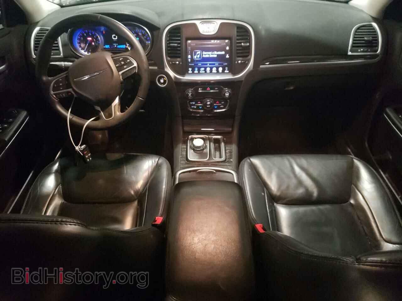 2016 CHRYSLER 300 - VIN: 2C3CCAAG2GH348981 - Фото 8