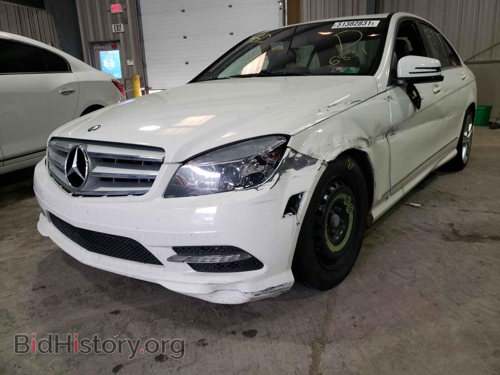 2011 MERCEDES-BENZ C-CLASS - VIN: WDDGF8BB5BF646831 - Фото 2