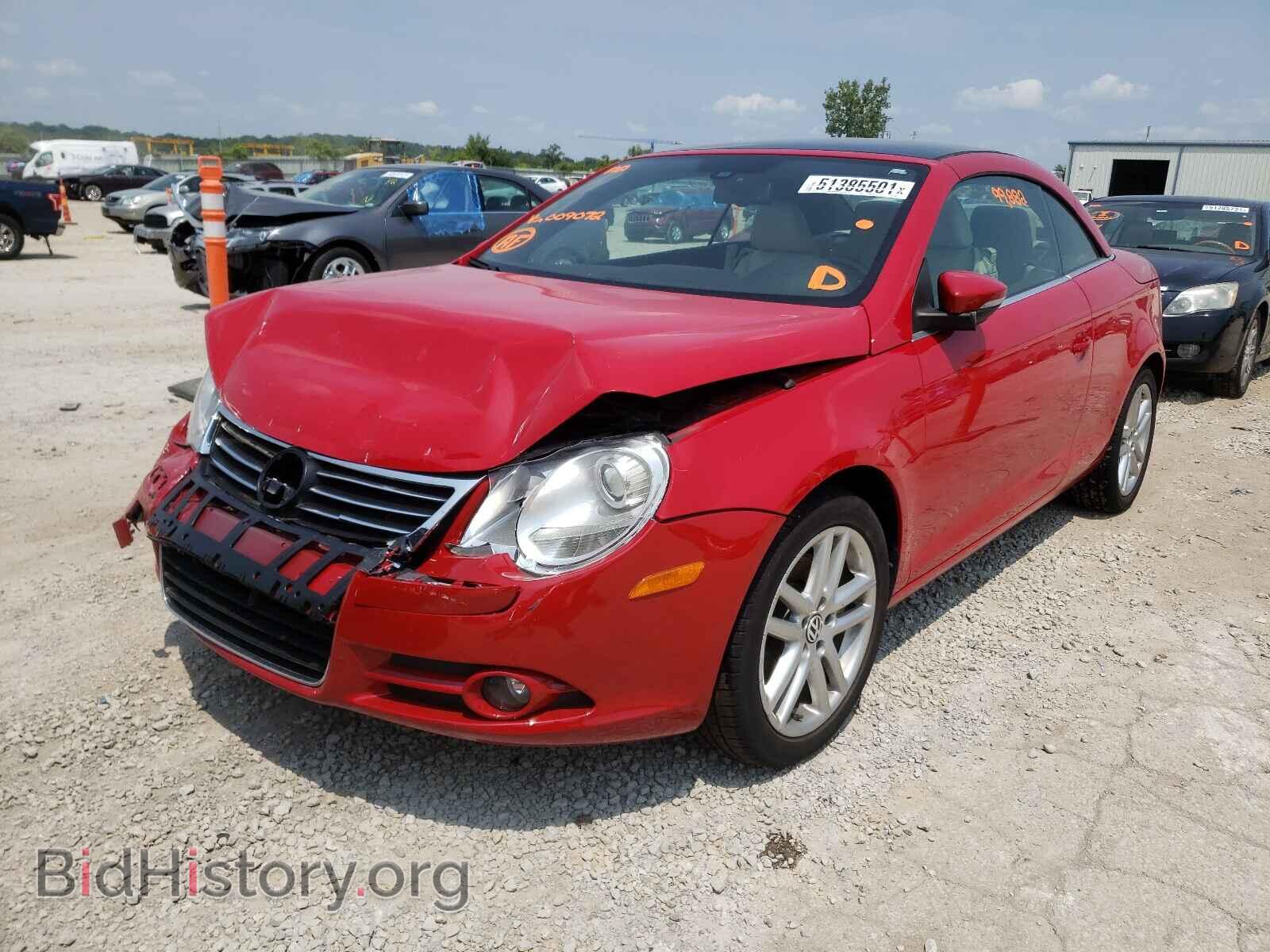 2009 VOLKSWAGEN EOS - VIN: WVWFA71F99V009072 - Photo 2