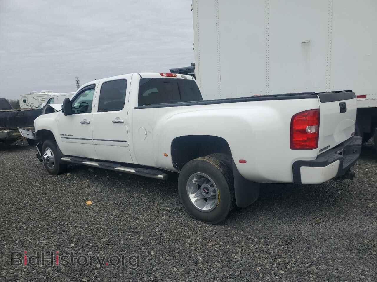 2011 GMC SIERRA - VIN: 1GT426C87BF227699 - Фото 2