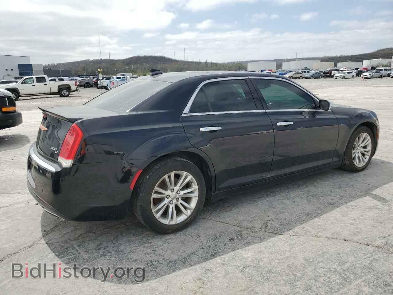 2017 CHRYSLER 300 - VIN: 2C3CCAEG4HH610060 - Фото 3