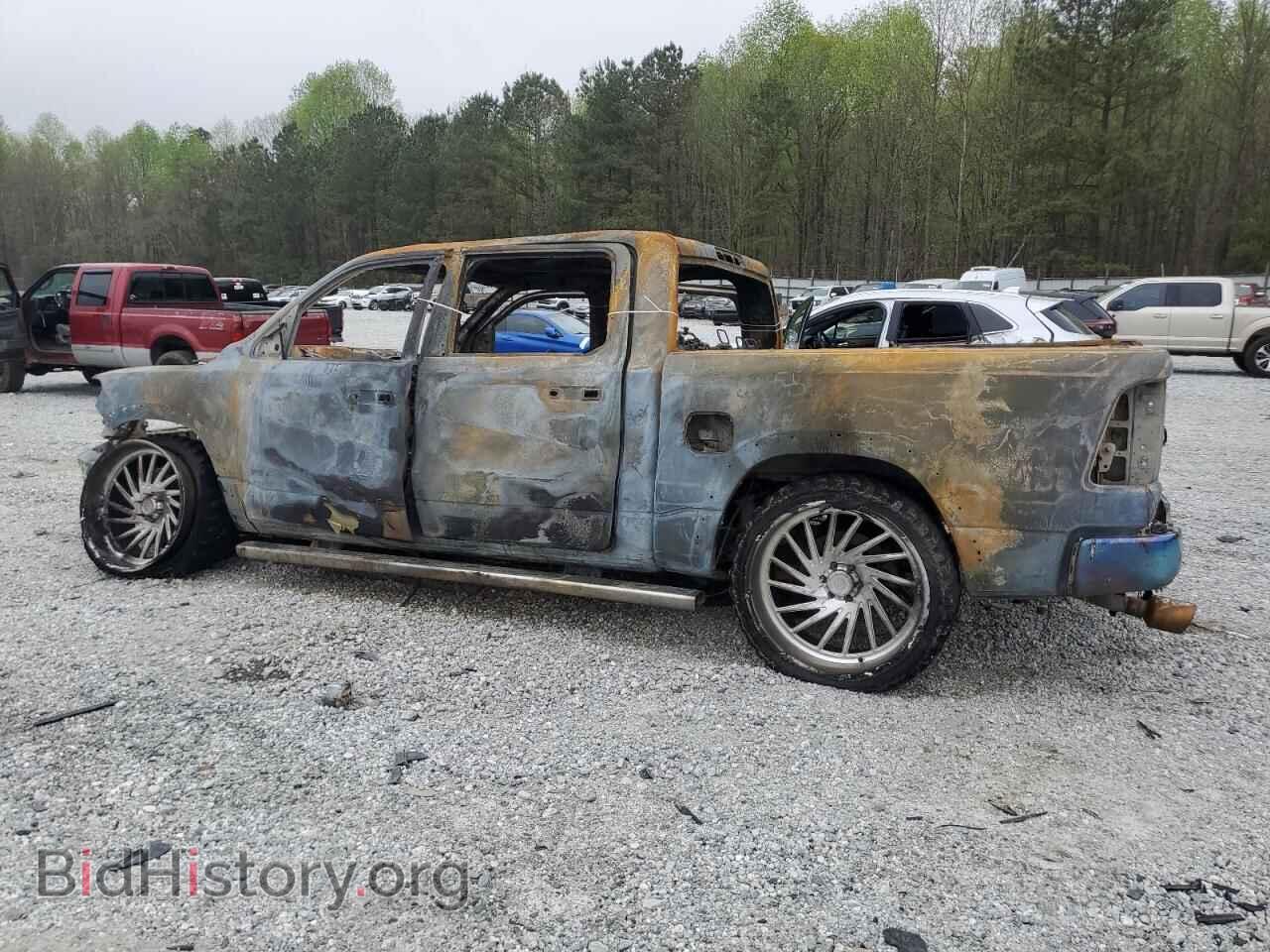 2019 RAM 1500 - VIN: 1C6SRFJT7KN556734 - Фото 2