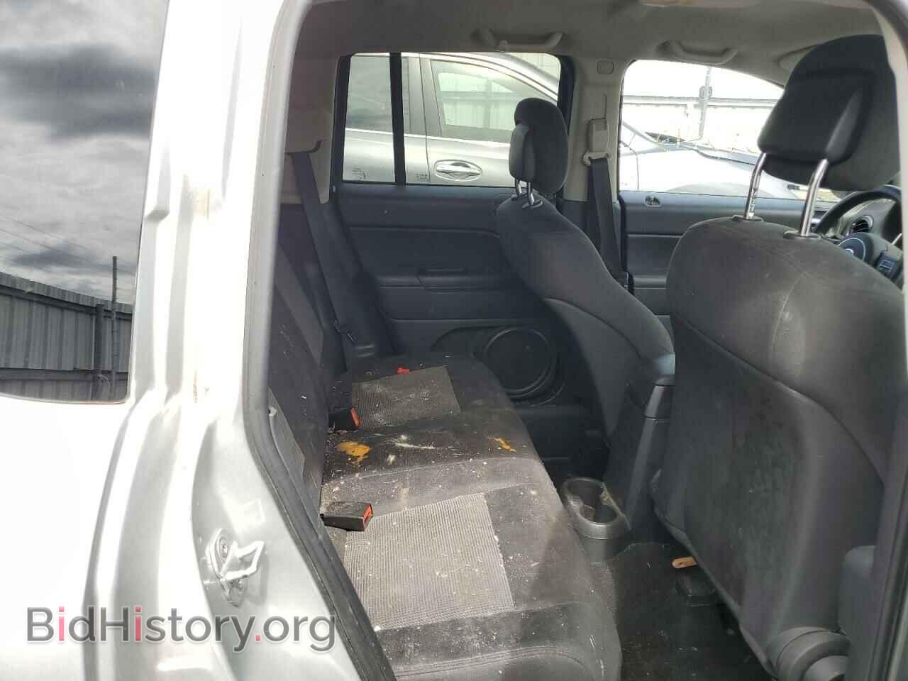 2011 JEEP COMPASS - VIN: 1J4NF1FB6BD231865 - Photo 10
