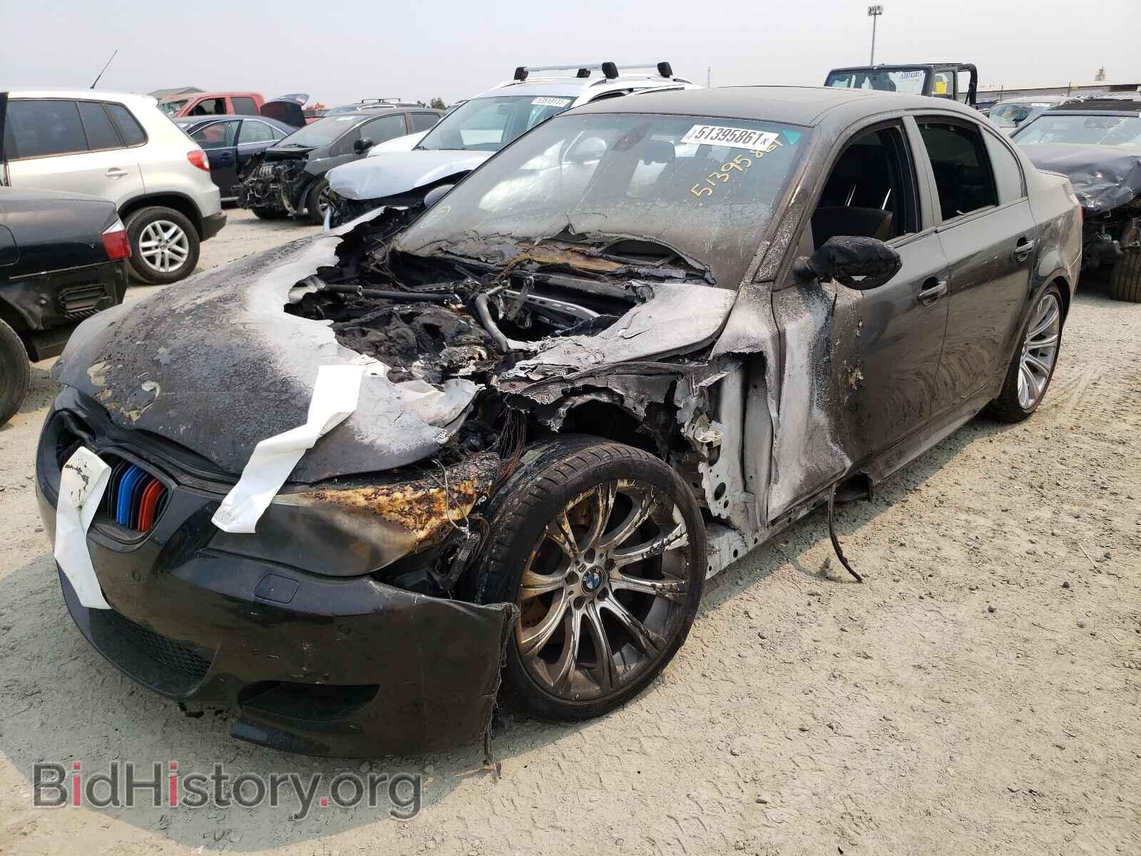 2006 BMW M5 - VIN: WBSNB93516B581641 - Фото 2
