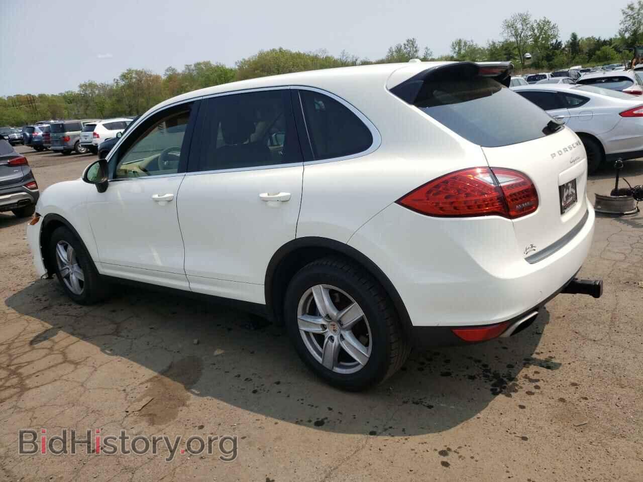 2011 PORSCHE CAYENNE - VIN: WP1AA2A2XBLA02786 - Фото 2
