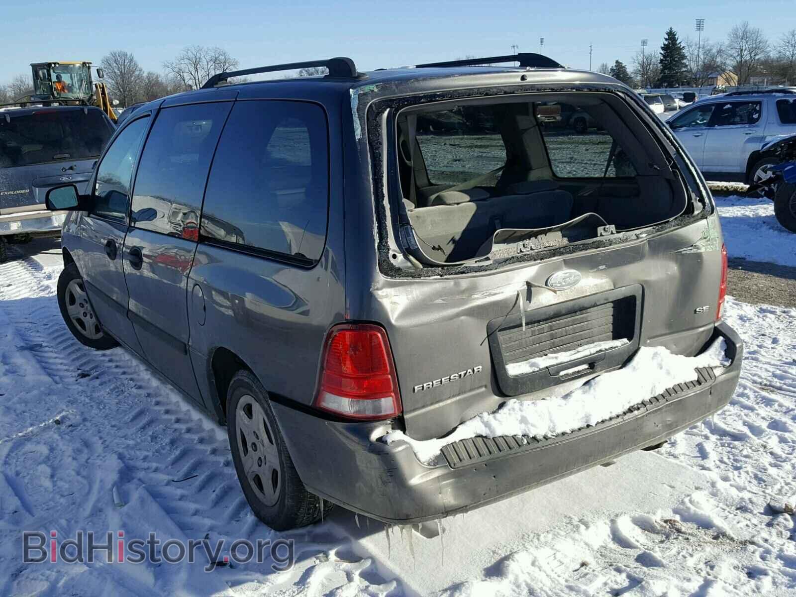 2006 FORD FREESTAR - VIN: 2FMZA51606BA52641 - Фото 3