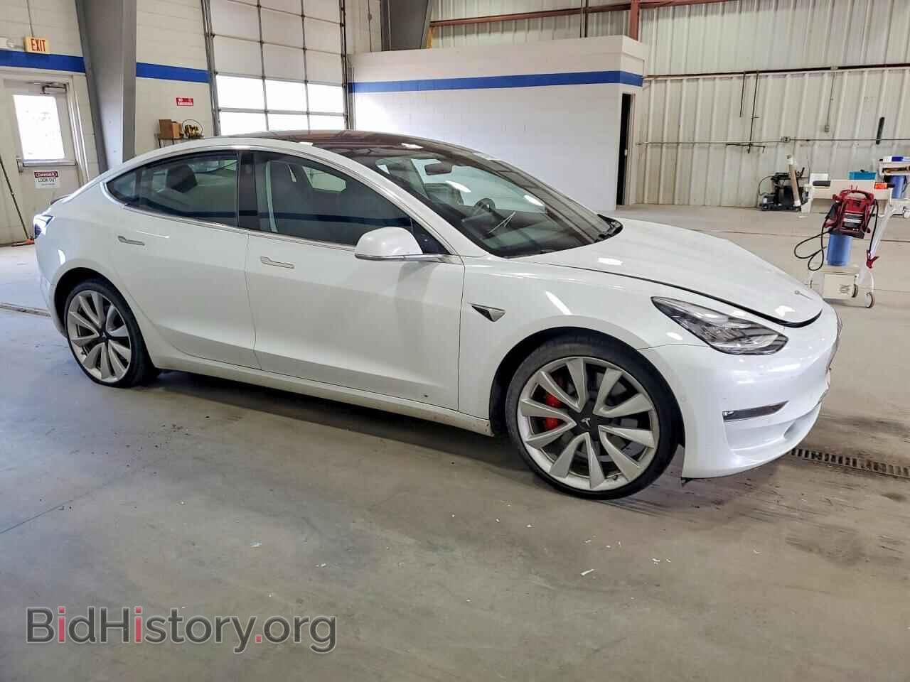 2018 TESLA MODEL 3 - VIN: 5YJ3E1EB1JF072570 - Photo 4