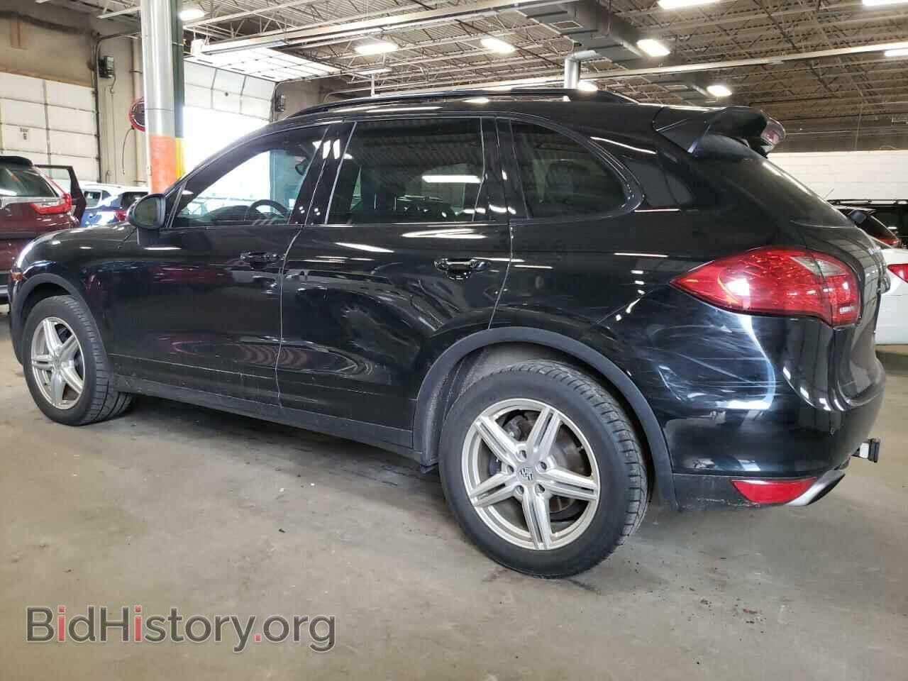 2012 PORSCHE CAYENNE - VIN: WP1AA2A25CLA11087 - Фото 2