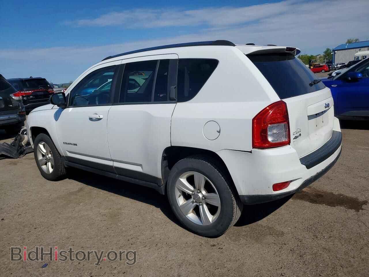 2011 JEEP COMPASS - VIN: 1J4NF1FB9BD212517 - Photo 2
