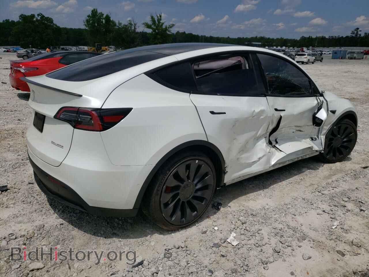 2022 TESLA MODEL Y - VIN: 7SAYGDEF4NF438356 - Фото 3