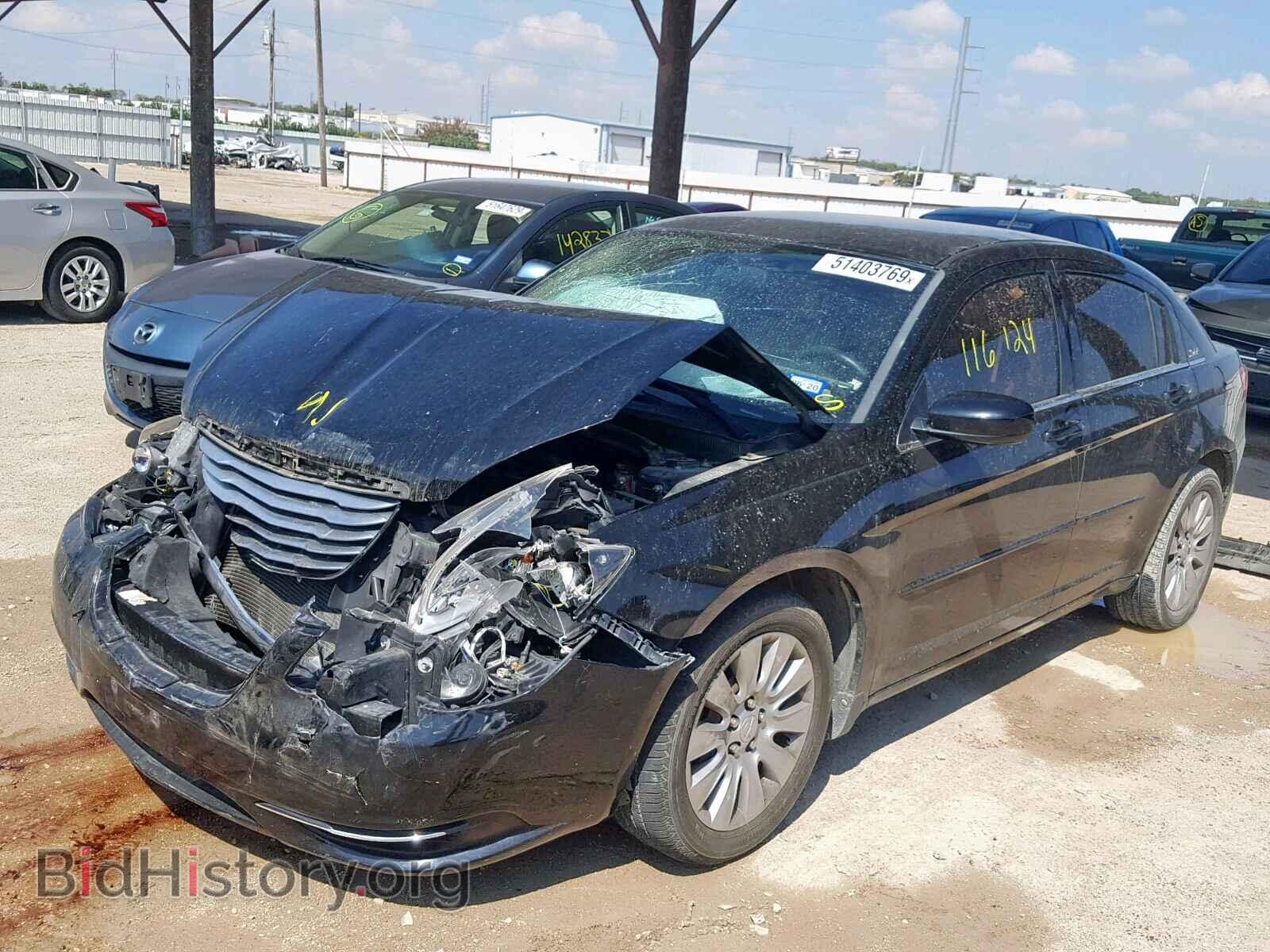 2013 CHRYSLER 200 - VIN: 1C3CCBAB8DN588534 - Photo 2