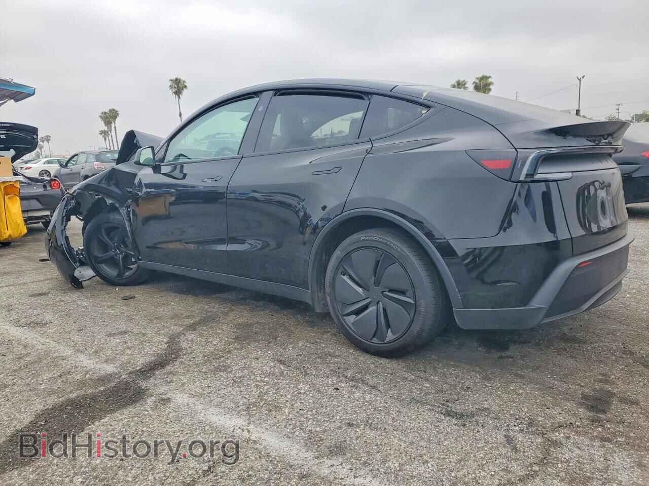 2026 TESLA MODEL Y - VIN: 7SAYGDEDXTF565401 - Photo 2