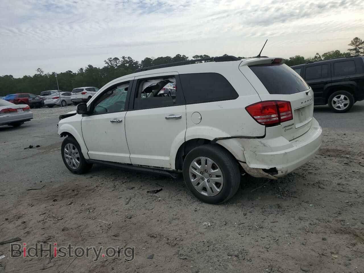 2018 DODGE JOURNEY - VIN: 3C4PDCAB2JT242023 - Фото 2