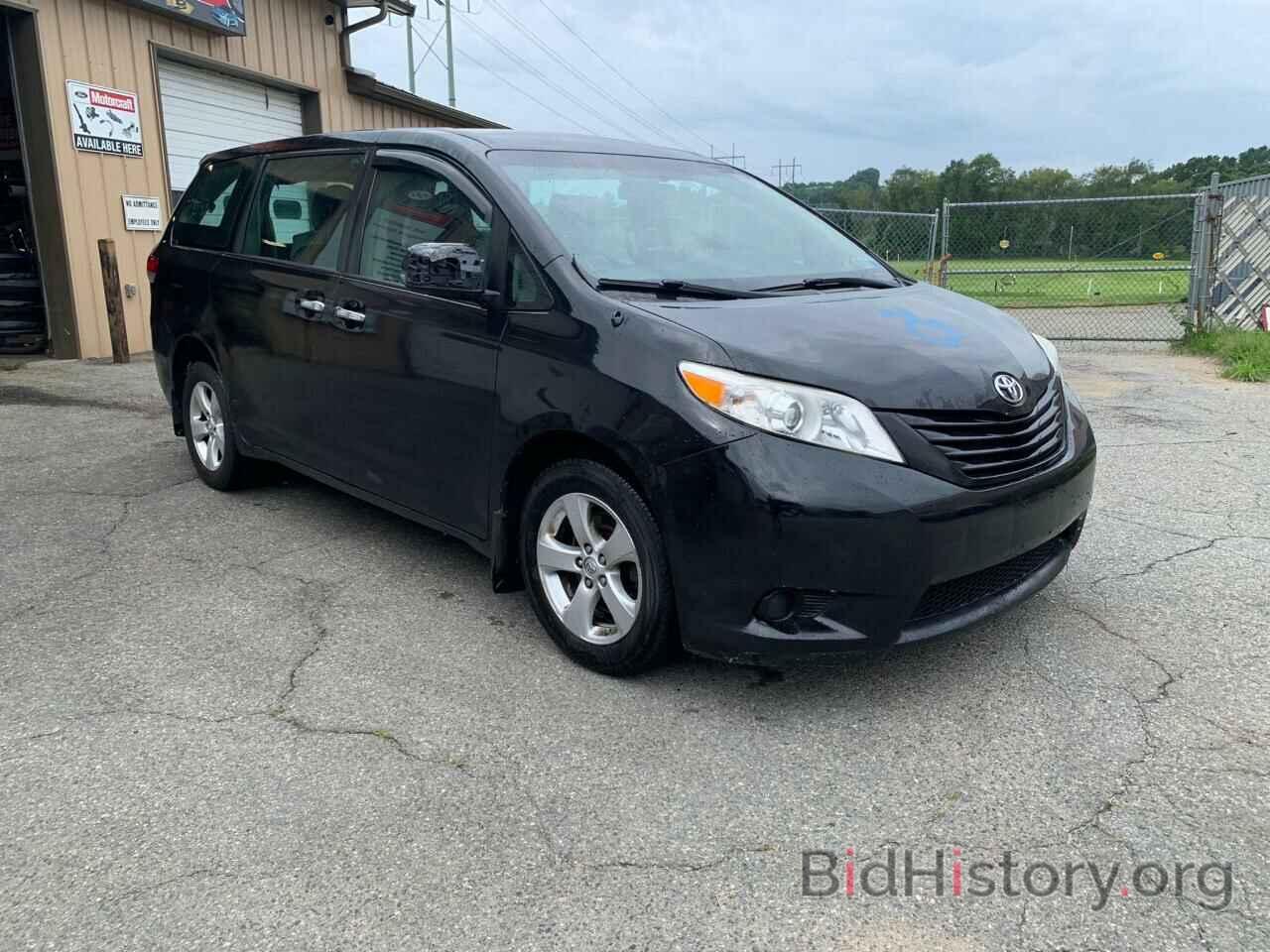 Фотография 5TDZK3DC4ES454330 - TOYOTA SIENNA 2014