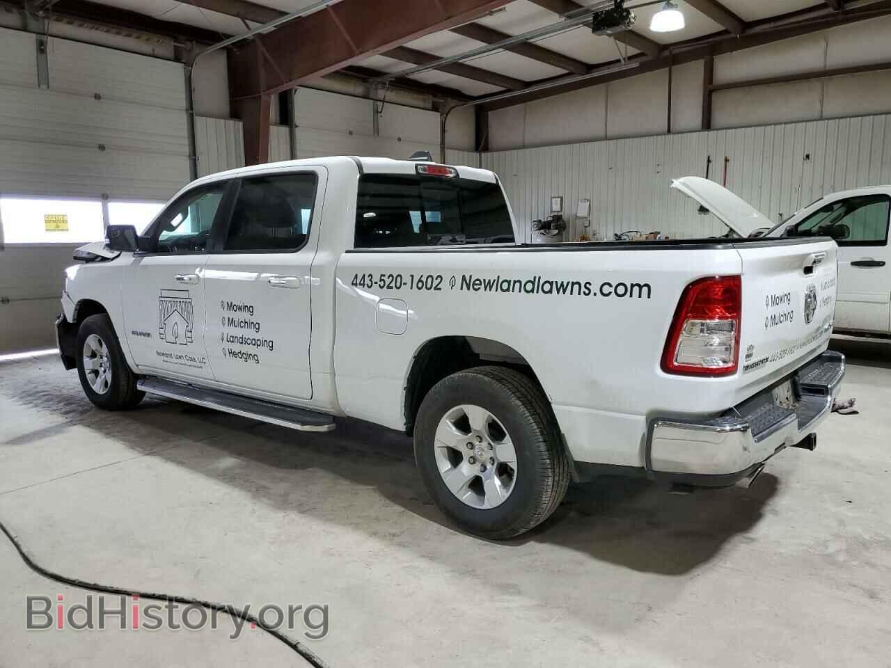 2020 RAM 1500 - VIN: 1C6SRFMT6LN339656 - Фото 2