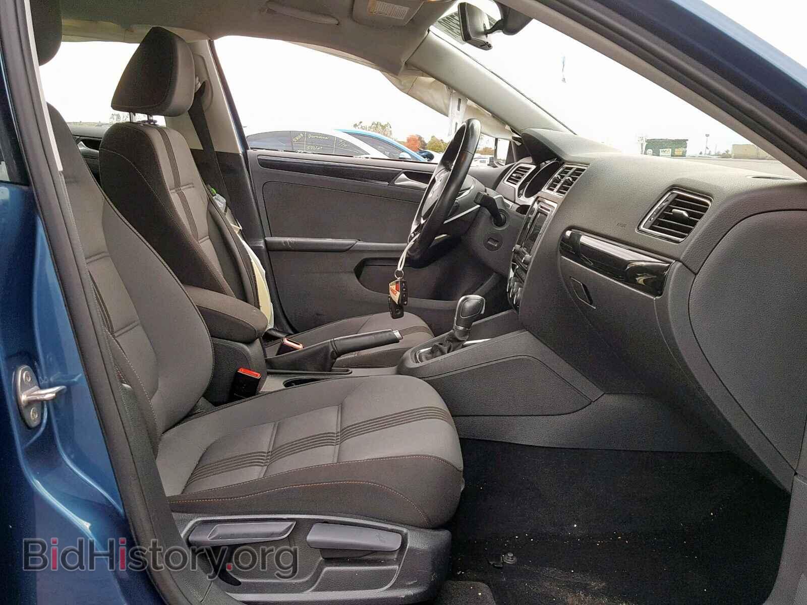 2017 VOLKSWAGEN JETTA - VIN: 3VWDB7AJ4HM346229 - Фото 5
