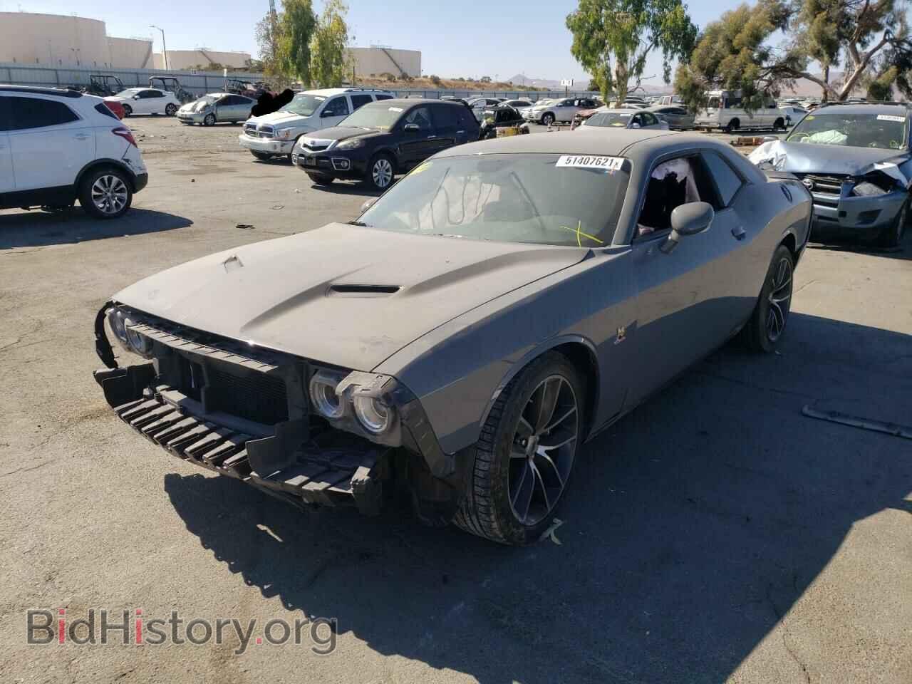 2018 DODGE CHALLENGER - VIN: 2C3CDZFJ8JH252666 - Фото 2