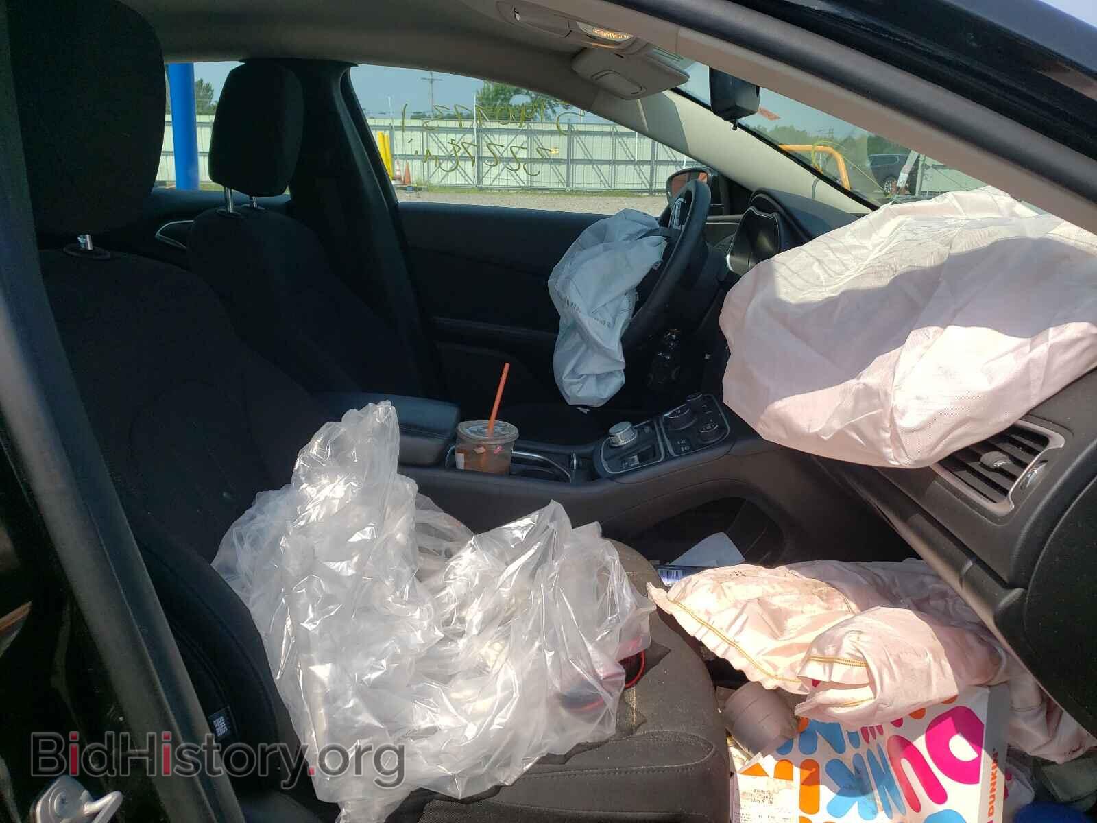 2016 CHRYSLER 200 - VIN: 1C3CCCAB8GN150140 - Фото 5