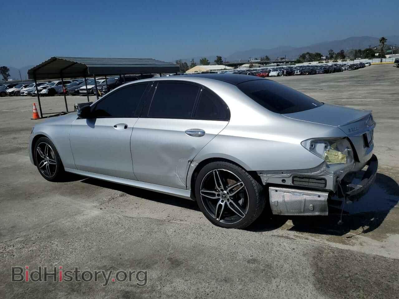 2019 MERCEDES-BENZ E-CLASS - VIN: WDDZF4JB2KA608330 - Фото 2