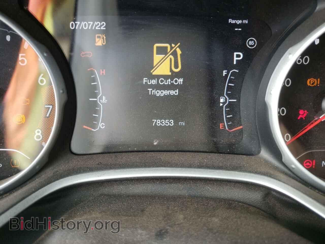 2018 JEEP COMPASS - VIN: 3C4NJDBB0JT262551 - Фото 8