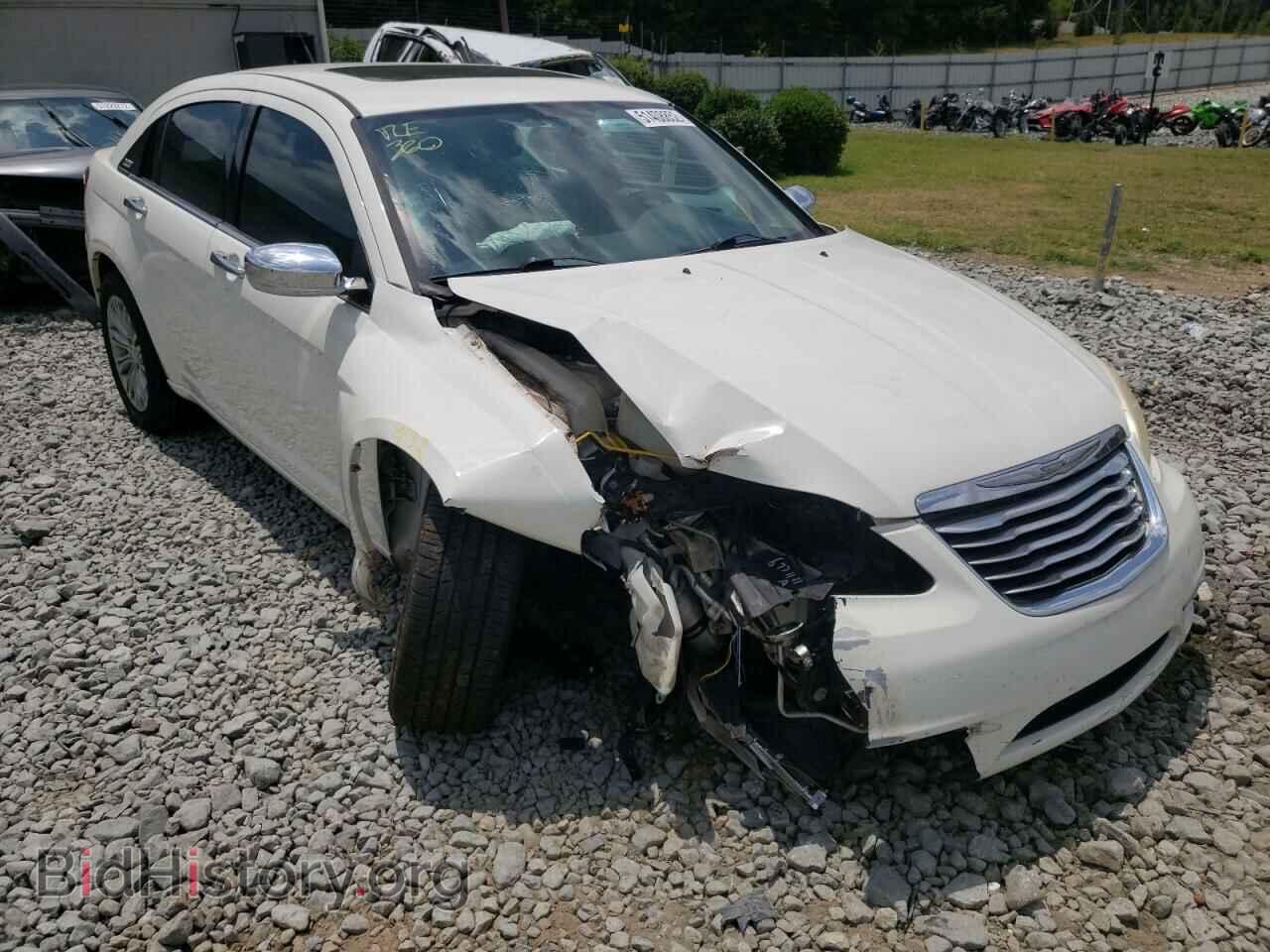 2011 CHRYSLER 200 - VIN: 1C3BC2FB5BN500637 - Photo 9