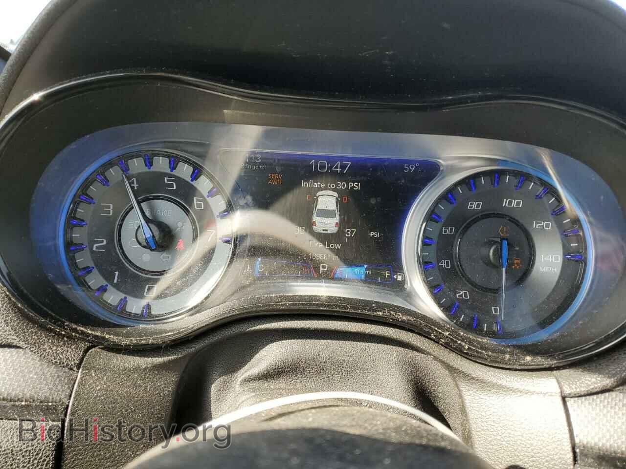 2016 CHRYSLER 300 - VIN: 2C3CCAGG6GH212960 - Фото 9