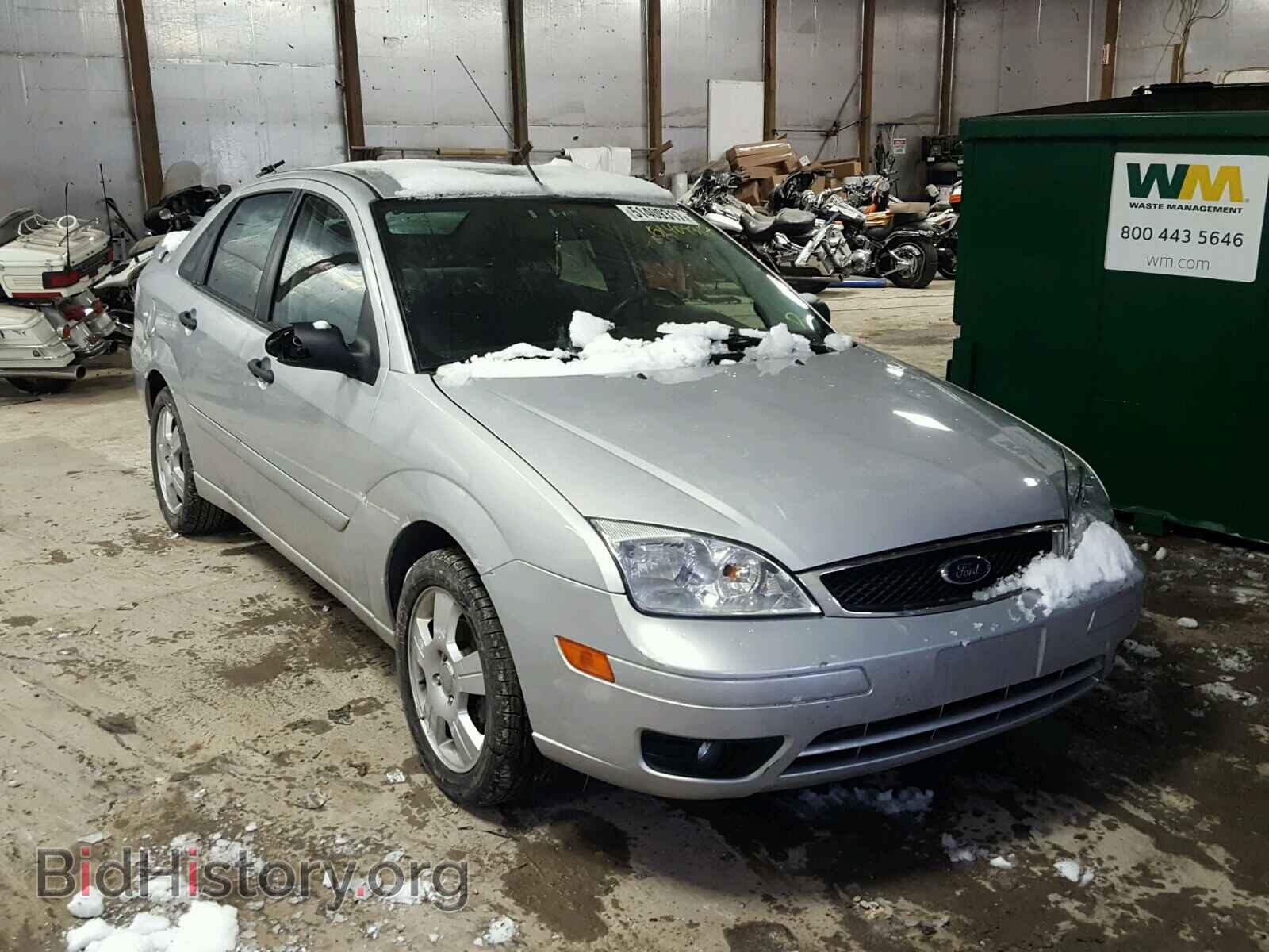 Фотография 1FAHP34N27W296660 - FORD FOCUS 2007