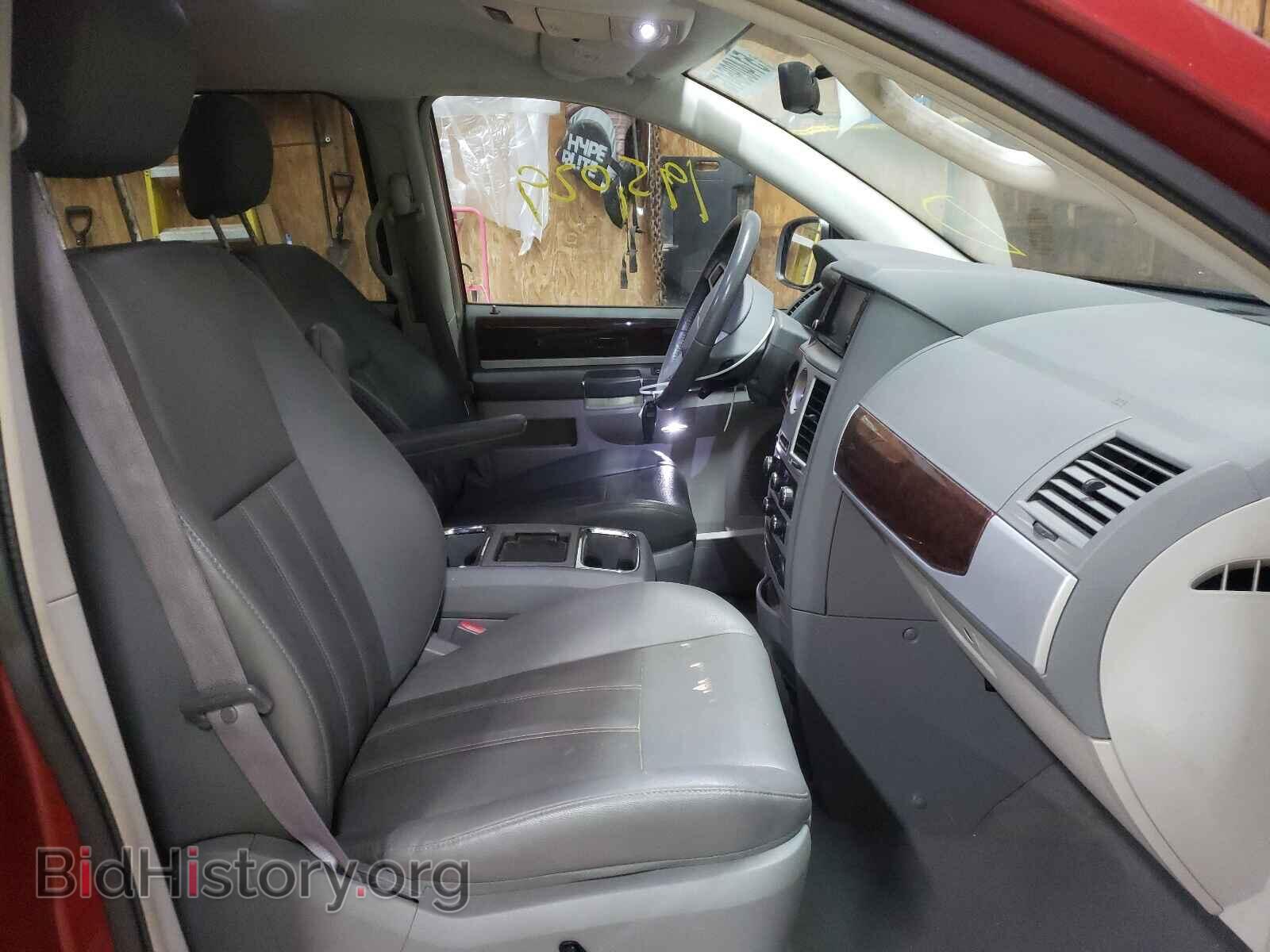 2010 CHRYSLER MINIVAN - VIN: 2A4RR5DX7AR124057 - Фото 5