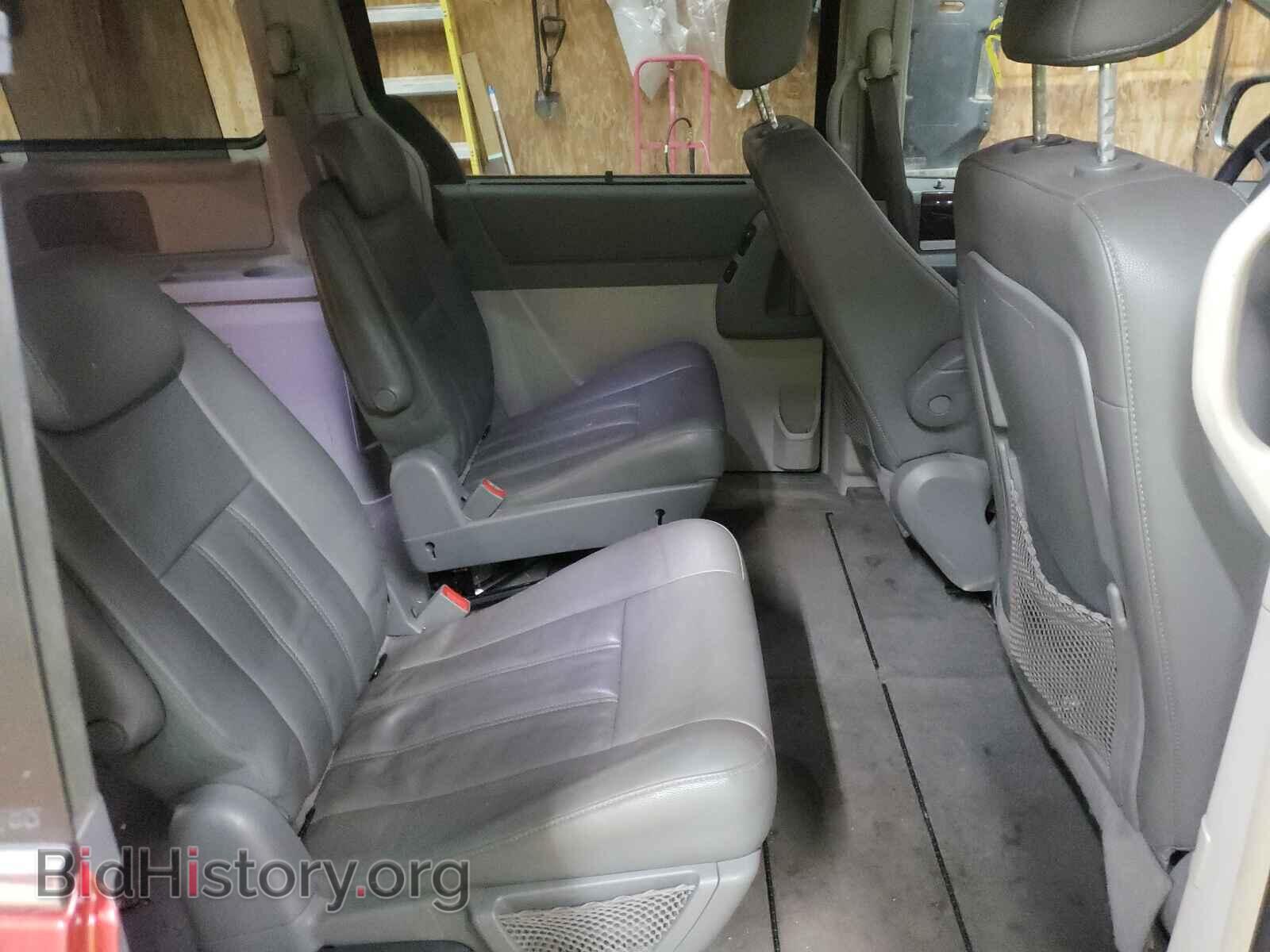 2010 CHRYSLER MINIVAN - VIN: 2A4RR5DX7AR124057 - Фото 6