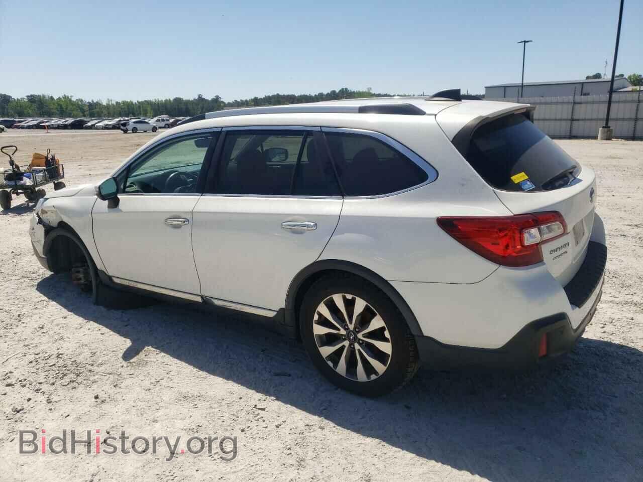 2018 SUBARU OUTBACK - VIN: 4S4BSETC6J3325625 - Фото 2