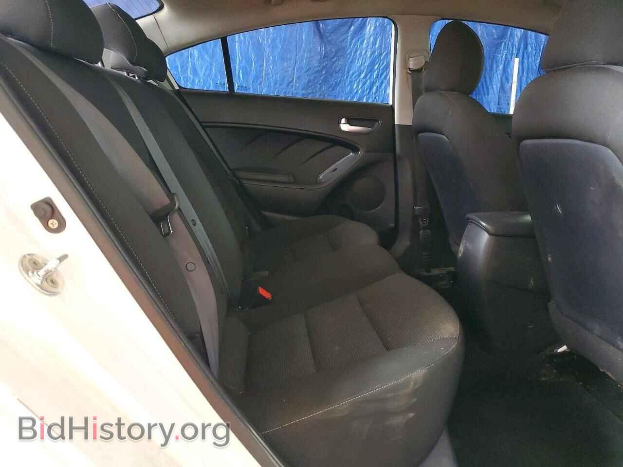 2017 KIA FORTE - VIN: 3KPFK4A76HE046037 - Фото 10