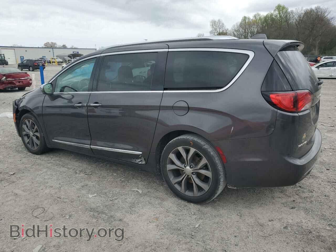 2019 CHRYSLER PACIFICA - VIN: 2C4RC1GG1KR597630 - Фото 2