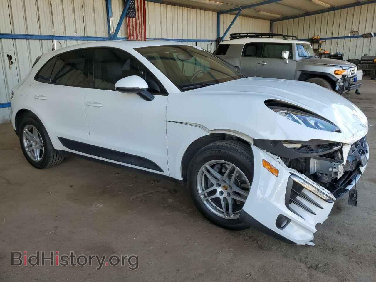 2017 PORSCHE MACAN - VIN: WP1AA2A56HLB83890 - Photo 4