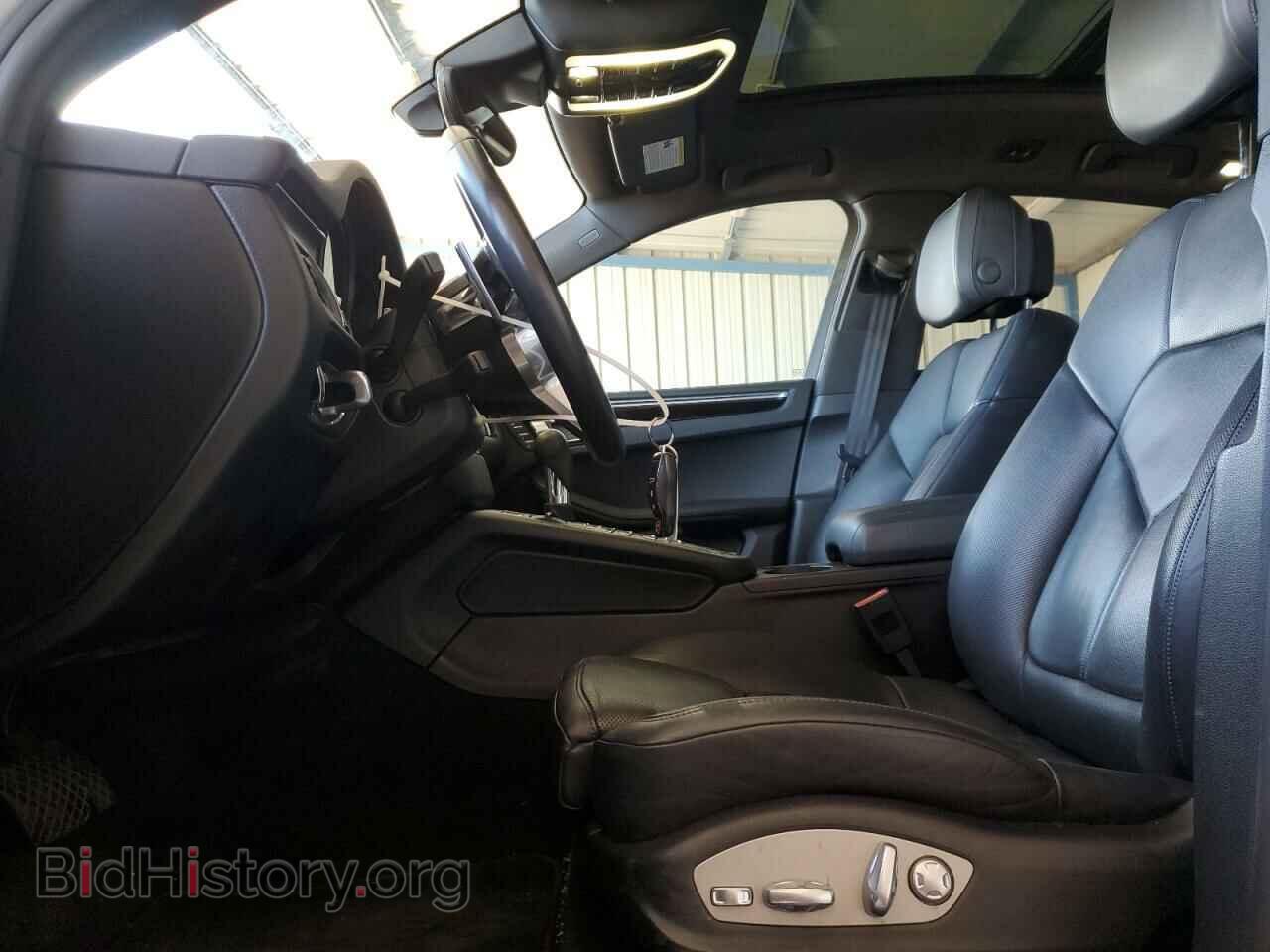 2017 PORSCHE MACAN - VIN: WP1AA2A56HLB83890 - Photo 7