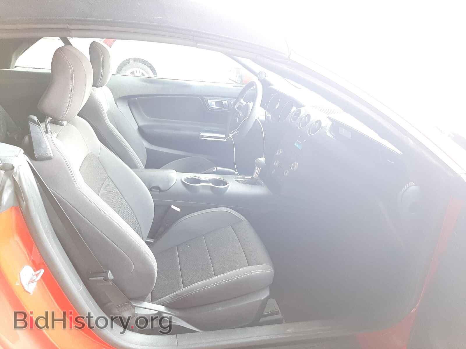 2016 FORD MUSTANG - VIN: 1FATP8EM2G5291784 - Фото 5