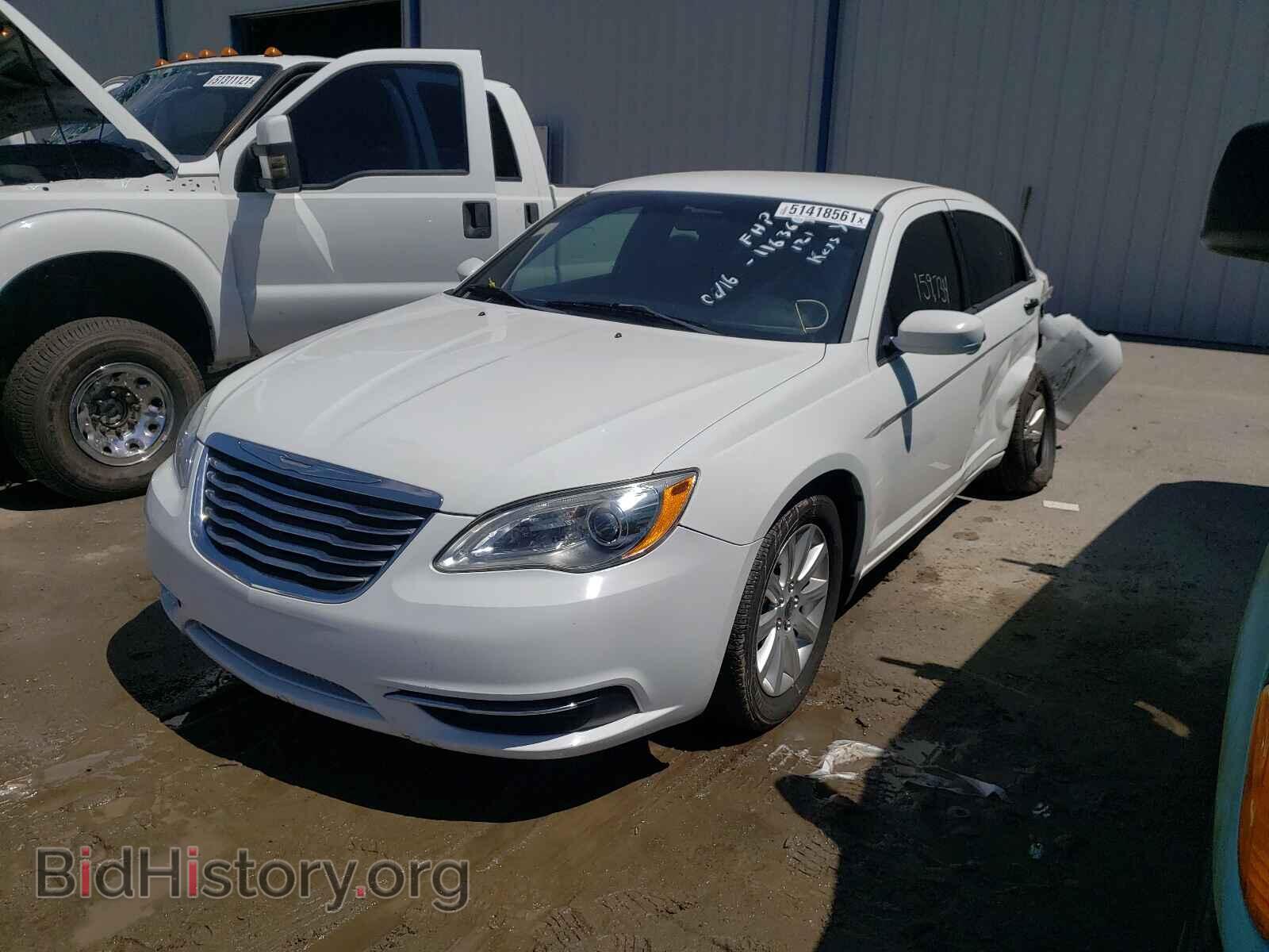 2014 CHRYSLER 200 - VIN: 1C3CCBBG5EN113869 - Фото 2