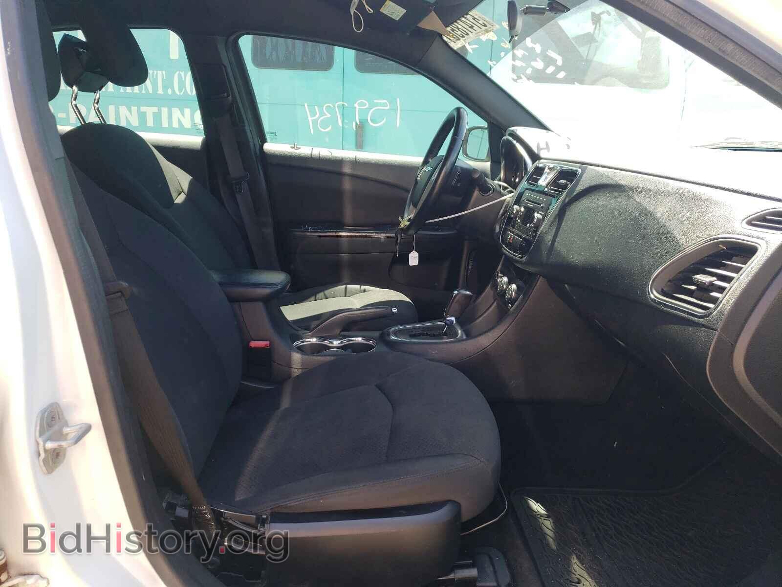 2014 CHRYSLER 200 - VIN: 1C3CCBBG5EN113869 - Фото 5